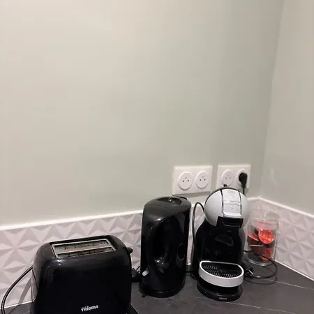 T2 Rénové Au Calme *