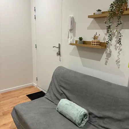 T2 Rénové Au Calme *