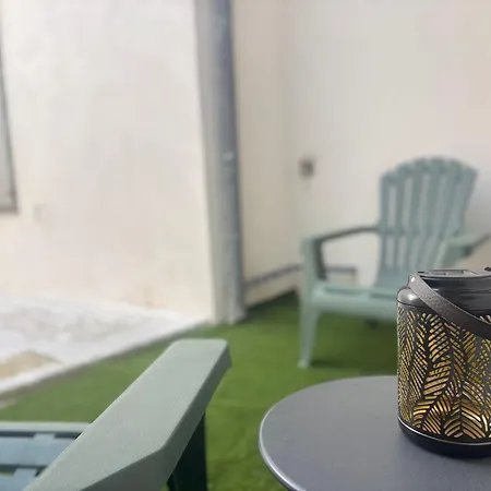 T2 Rénové Au Calme